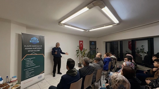 Elazığ'da amatör telsizcilik eğitimi