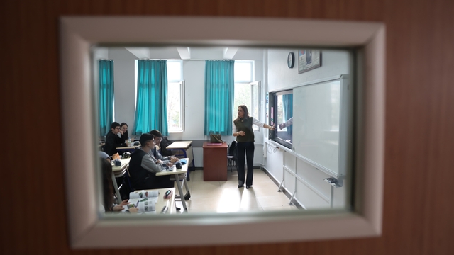 Başkan Çolakbayrakdar'dan Kocasinan'daki tüm öğretmenlere anlamlı hediye