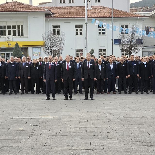 Öğretmenler Günü programında her yaştan meslektaş bir araya geldi