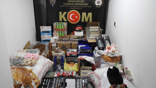 Şırnak'ta 23 milyon liralık kaçak malzeme ele geçirildi