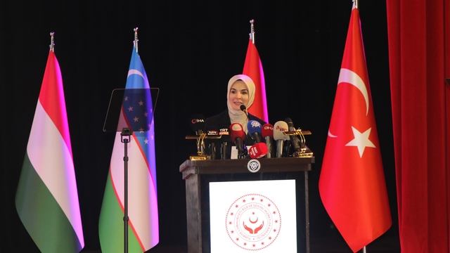 Bakan Göktaş: "Türkiye'nin geleceği güçlü aile yapısından geçiyor"