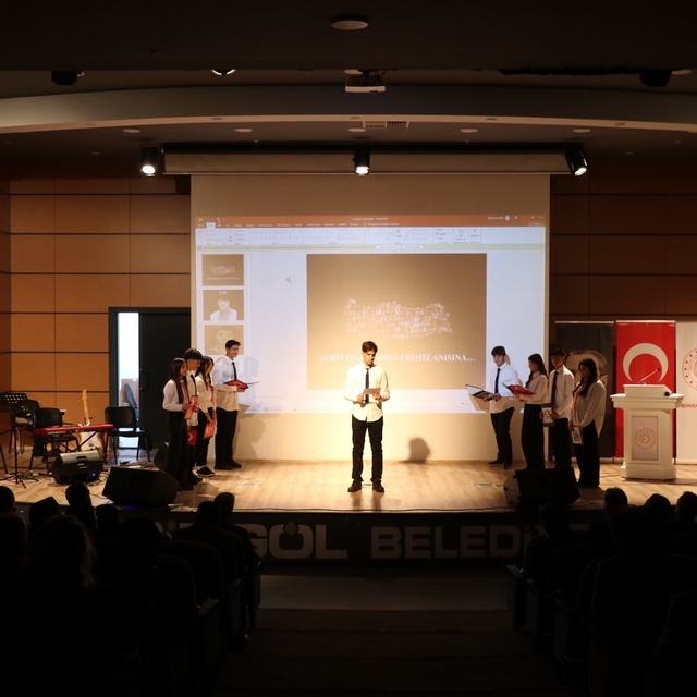 Bingöl'de Öğretmenler Günü coşkuyla kutlandı