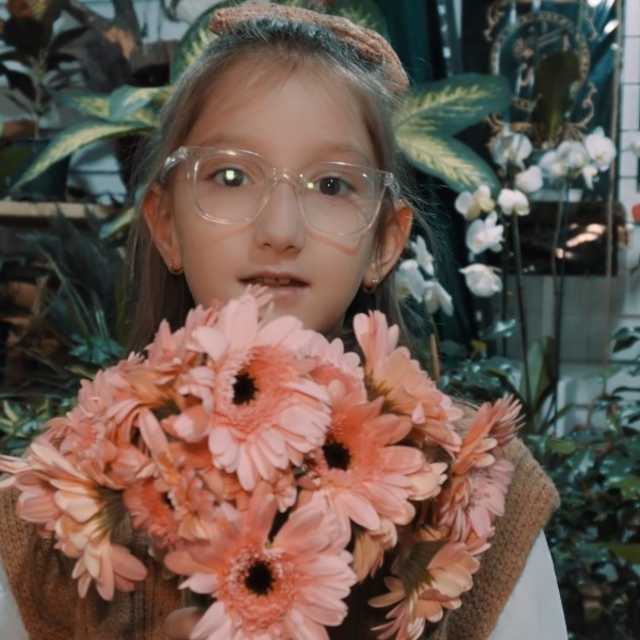 Esnaf ve vatandaşlar öğretmenler için kamera karşısına geçti