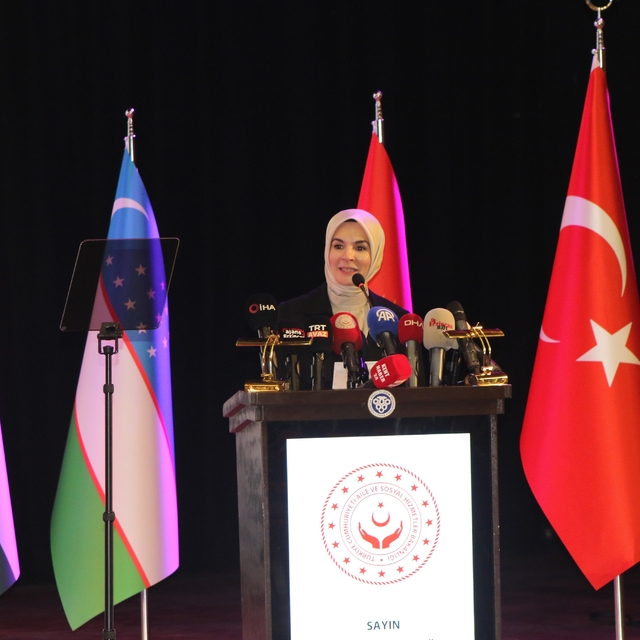 Bakan Göktaş: "Türkiye'nin geleceği güçlü aile yapısından geçiyor"