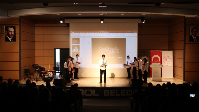 Bingöl'de Öğretmenler Günü coşkuyla kutlandı