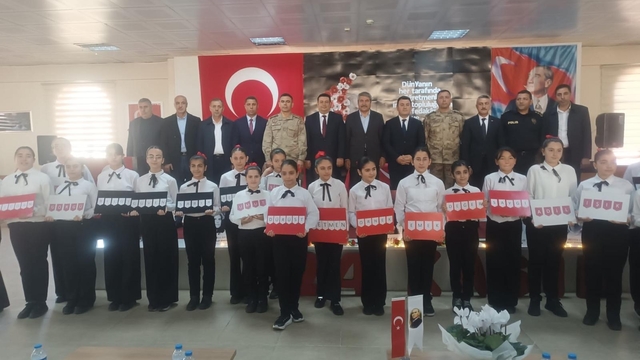 Patnos'ta 24 Kasım öğretmenler günü etkinliklerle kutlandı