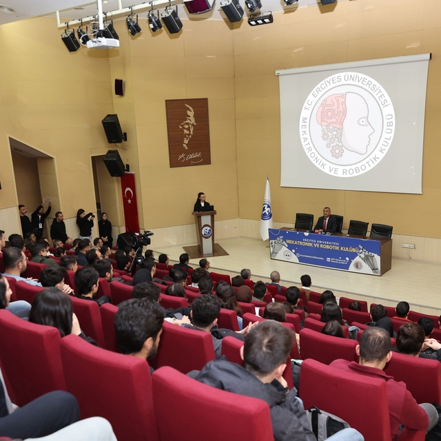 KAYSO Başkanı Büyüksimitci, ERÜ öğrencileri ile buluştu