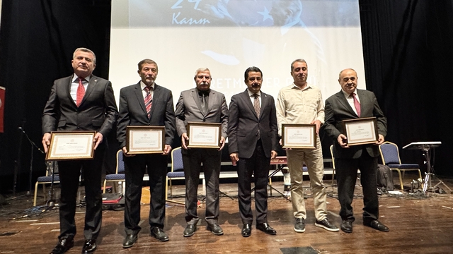 İç Anadolu'da 24 Kasım Öğretmenler Günü kutlandı