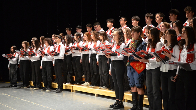 Sinop'ta 24 Kasım Öğretmenler Günü kutlandı