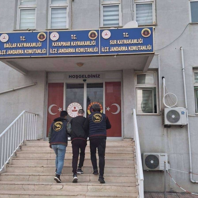 Diyarbakır'da haklarında kesinleşmiş hapis cezası bulunan 94 kişi yakalandı