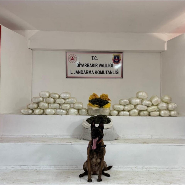 Diyarbakır'da uyuşturucu operasyonu: 40 şüpheli hakkında yasal işlem yapıld...