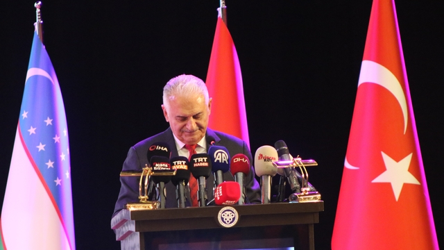 Binali Yıldırım: "Nüfus yenilenme hızı tehlike sınırının altında"