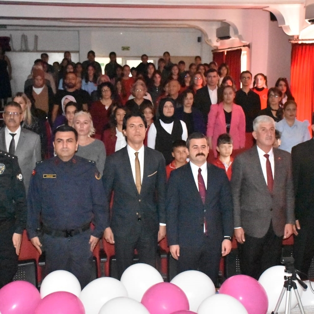 Köyceğiz'de Öğretmenler Günü coşkuyla kutlandı