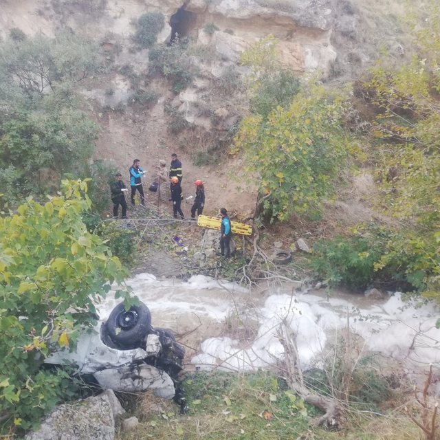 Sürücünün öldüğü kazada yaralandı, 1 gün sonra aradığı ekipler kurtardı