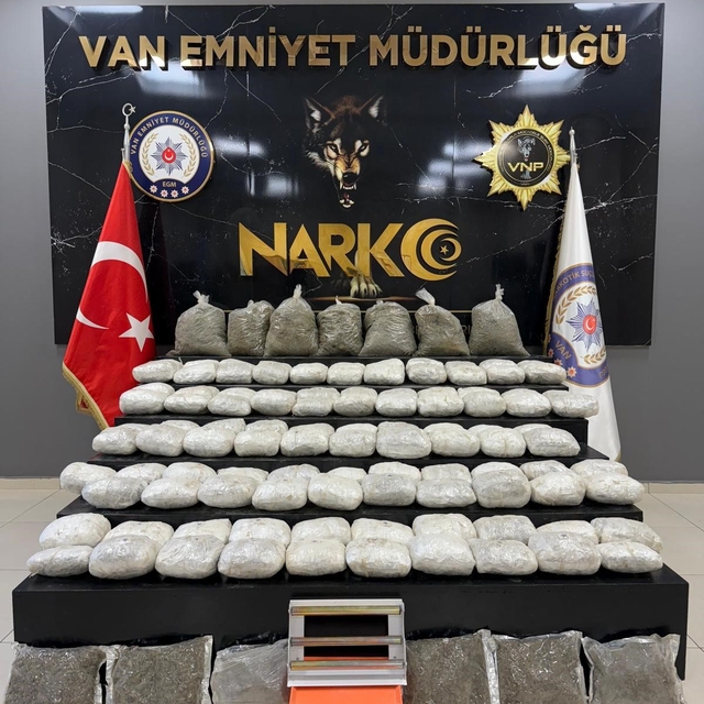 Van'da 134 kilo uyuşturucu ele geçirildi