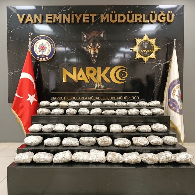 Van'da 134 kilo uyuşturucu ele geçirildi; 6 tutuklama