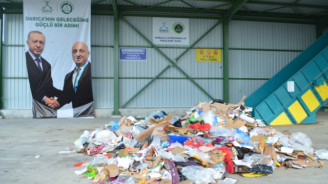Darıca'da kurulan geri dönüşüm tesisi hizmete açıldı