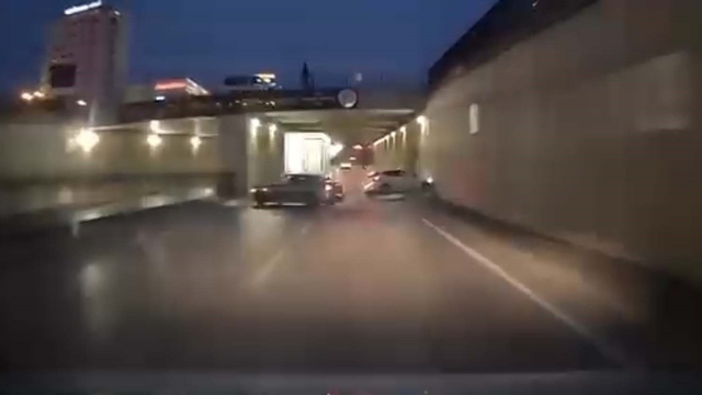 Otomobiliyle makas atarken kaza yaptı: O anlar araç kamerasında