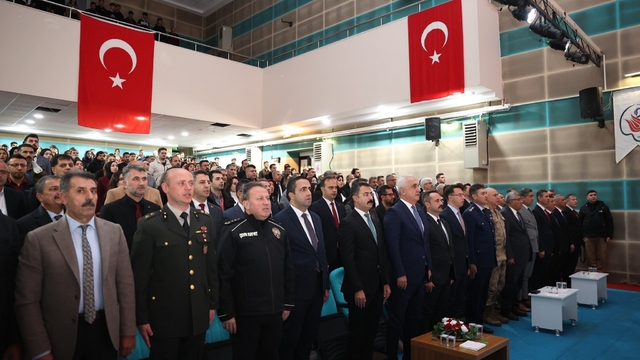 24 Kasım Öğretmenler Günü Muş'ta törenle kutlandı