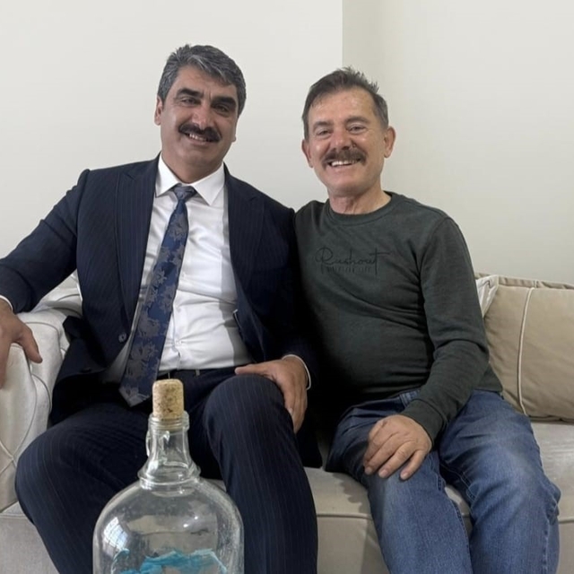 Aşkale Belediye Başkanı Şenol Polat'tan 24 Kasım Öğretmenler Günü ziyaretle...