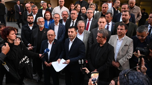 Aydın Büyükşehir Belediye Meclisi CHP Grup Başkan Vekili Günel: "Aydın'da hizmetin önündeki tek engel Çerçioğlu"