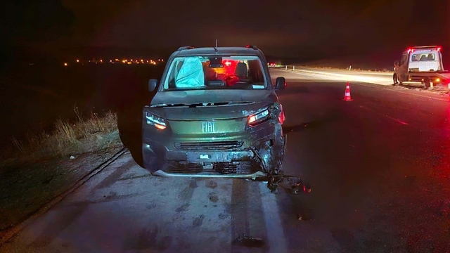 Çorum'da yola çıkan dana kazaya neden oldu: 3 yaralı