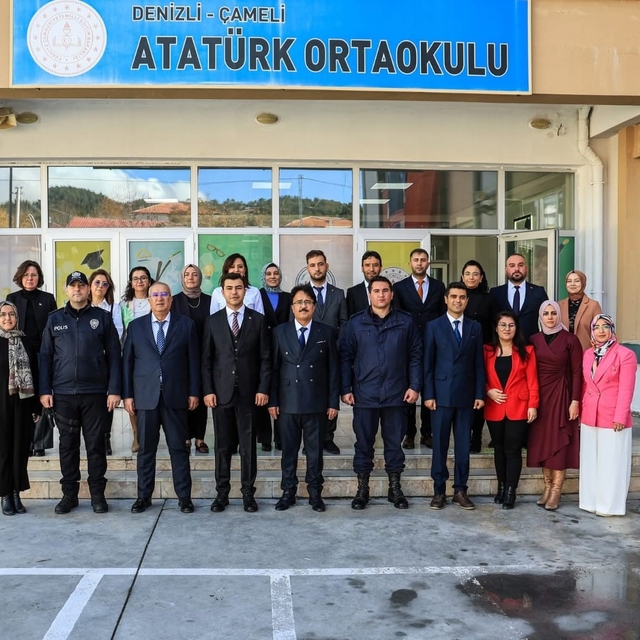 Çameli protokolü öğretmenleri yalnız bırakmadı