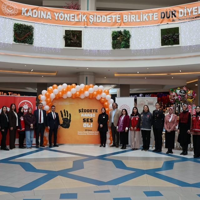 Erzurum'da "25 kadın 25 hikâye" sergisi açıldı