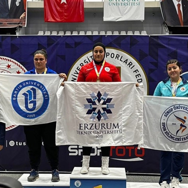 ETÜ ağır sıklette rakip tanımadı