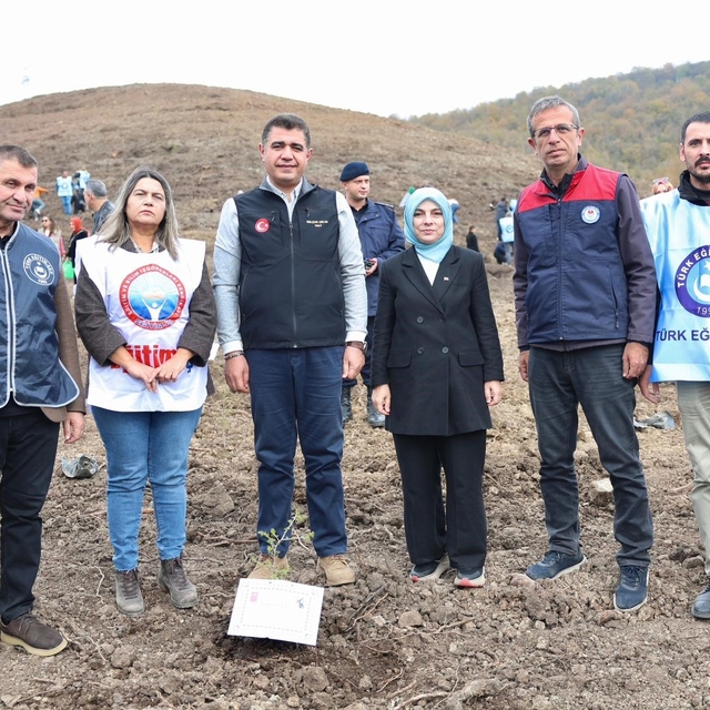 Düzce öğretmenleri hatıra ormanı oluşturuldu