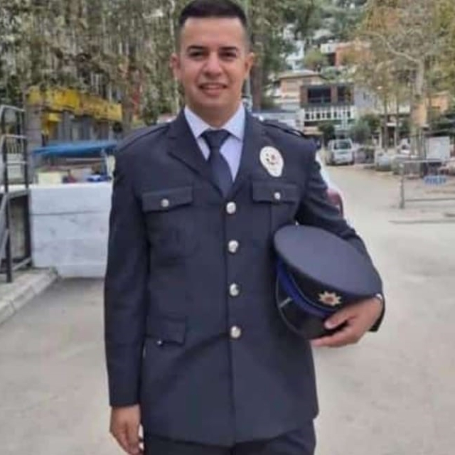 Lösemi tedavisi gören genç polis hayatını kaybetti