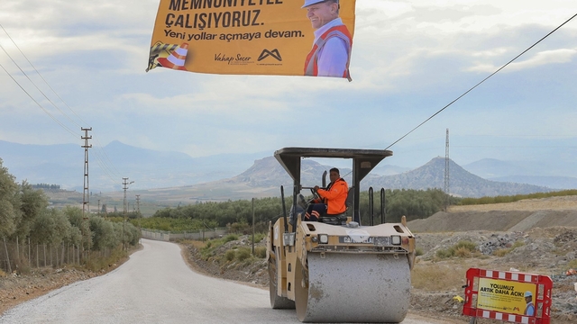 Mut'ta yollar yenilenerek ulaşım daha konforlu hale geldi