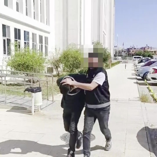 Adana'da 39 firari uyuşturucu satıcısı yakalandı