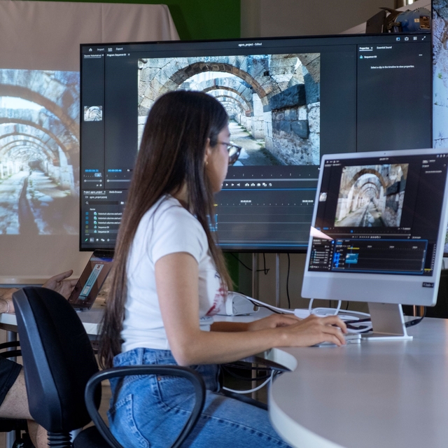 İzmir Ekonomi, geleceği mikro-yeterliliklerle kuruyor