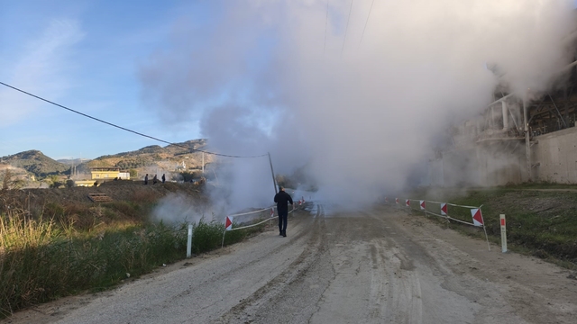 Aydın'da jeotermal iletim hattı patladı