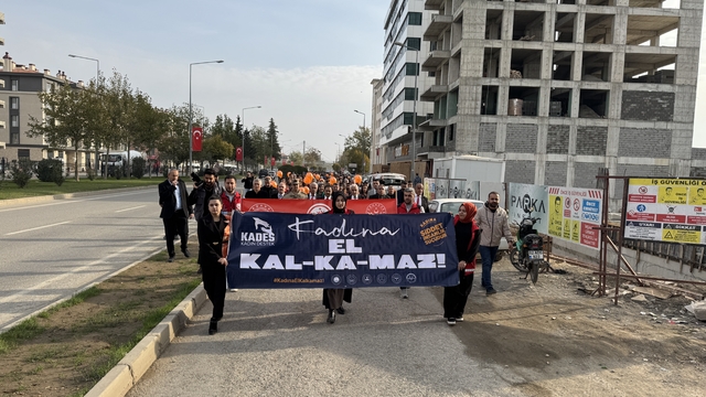 Adıyaman'da kadına yönelik şiddete karşı yürüyüş düzenlendi