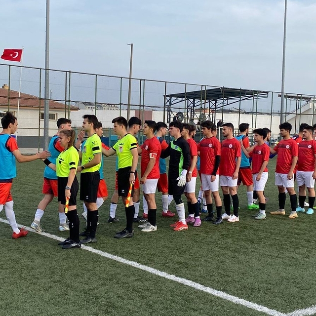 Yurtlig spor müsabakaları Balıkesir'de başladı