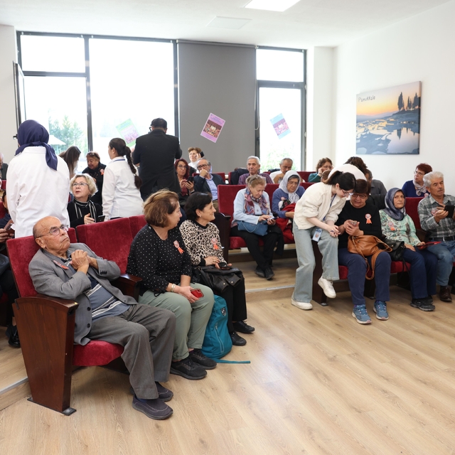 Kuşaklar arasındaki bağlar dijital köprülerle kuruldu