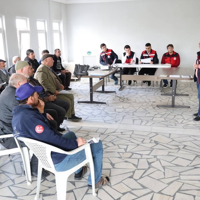 Afyonkarahisar'da çiftçilere yönelik toplantı