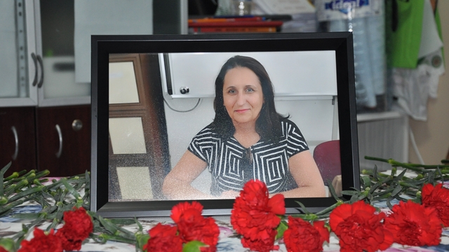 Öğretmenler Günü'nde motosikletin çarpması sonucu ölen öğretmenin okulunda yas hakim