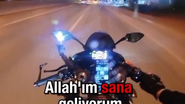 'Allah'ım sana geliyorum' diyen motosikletlinin kaza yaptığı anlar kamerada