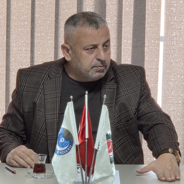 Düzce'de sendikalı kadınlara "KADES" eğitimi verilecek
"Dünyanın neresinde...