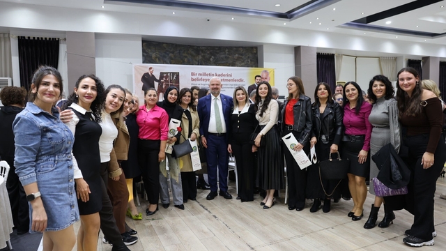 Başkan Pehlivan: "Hayatta takdire değer ne varsa, temelinde bir öğretmenin emeği vardır"