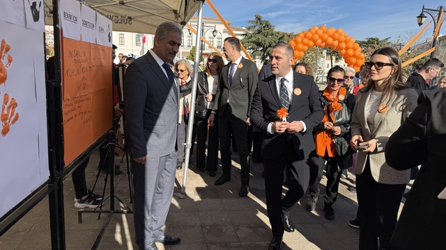 Tekirdağ'da kadına şiddete karşı farkındalık etkinliği düzenlendi