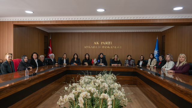 AK Parti Ankara İl Kadın Kollarından Kadına Yönelik Şiddete Karşı Mücadele Günü açıklaması
