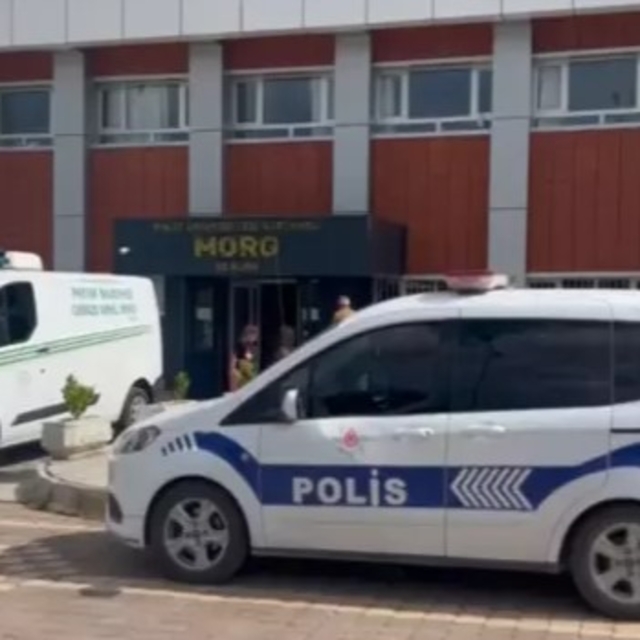 Tartıştığı eşini tabancayla ateş edip öldürdü