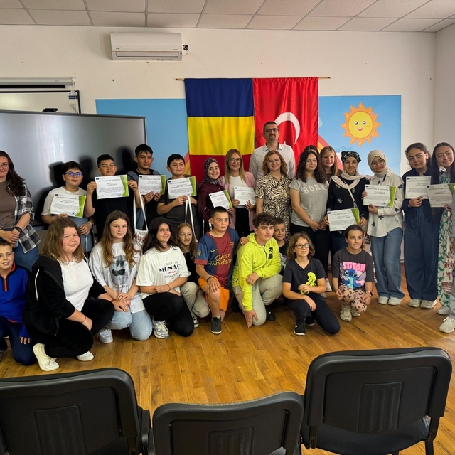 Tomarzalı öğrenciler ERASMUS+ programı kapsamında Avrupa'ya eğitime gönderi...