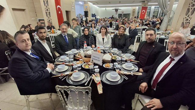 AK Parti Beypazarı İlçe Başkanlığından öğretmenlere ziyaret