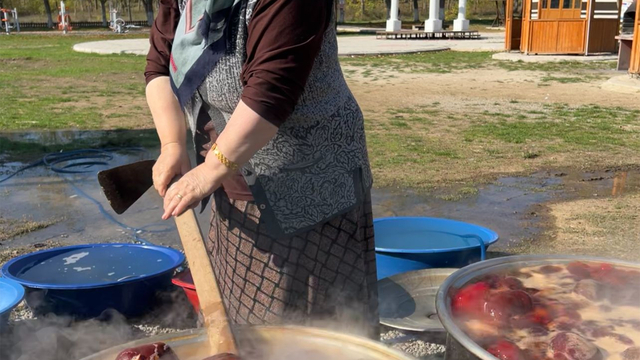 Samsun'da kış hazırlıkları geleneksel kocabaş turşusu yapımıyla sürüyor