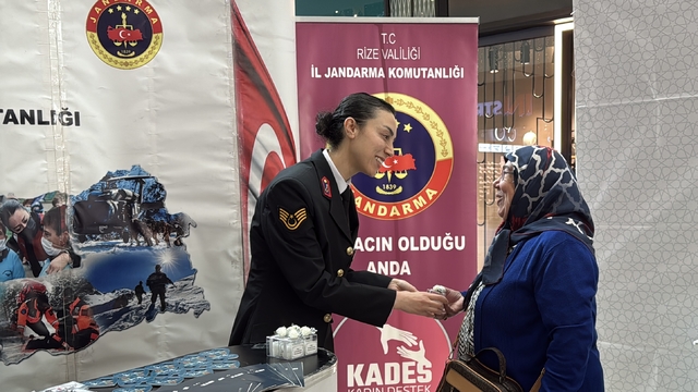 Rize'de "Kadına Yönelik Şiddete Karşı Uluslararası Mücadele Günü" etkinliği düzenlendi